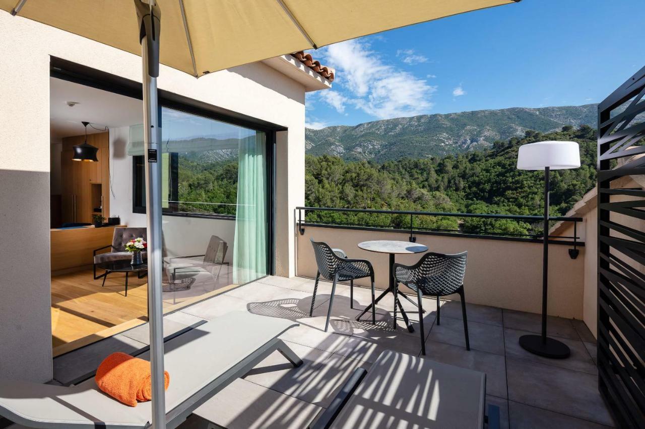 Hôtel Sainte Victoire Vauvenargues Exterior foto